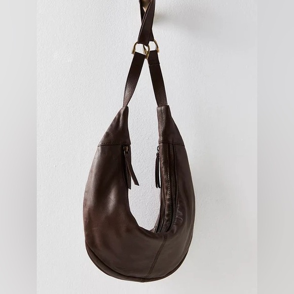 Free People Idle Leather Slouchy Sling Bag Espresso - Picture 7 of 8